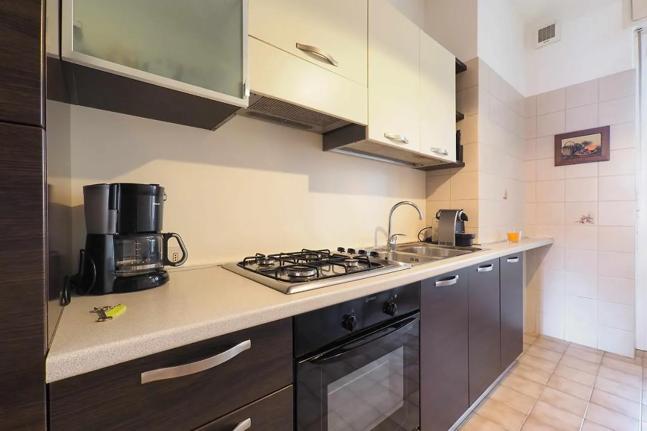 Mba24 Charming Suite Close To Metro Fieracitylife Milan Apartment
