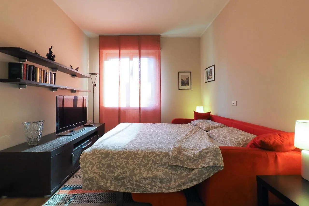 Mba24 Charming Suite Close To Metro Fieracitylife Milan 0*,